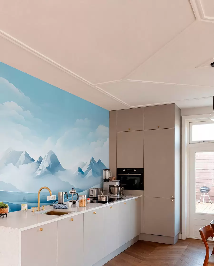 Fototapety Minimalistické modré mraky a hory, ľadové počasie w08811