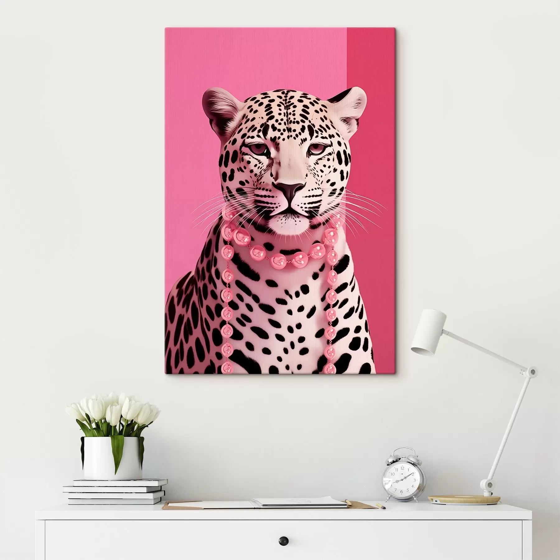 Fototapety Portrét leoparda s ružovým náhrdelníkom s43976
