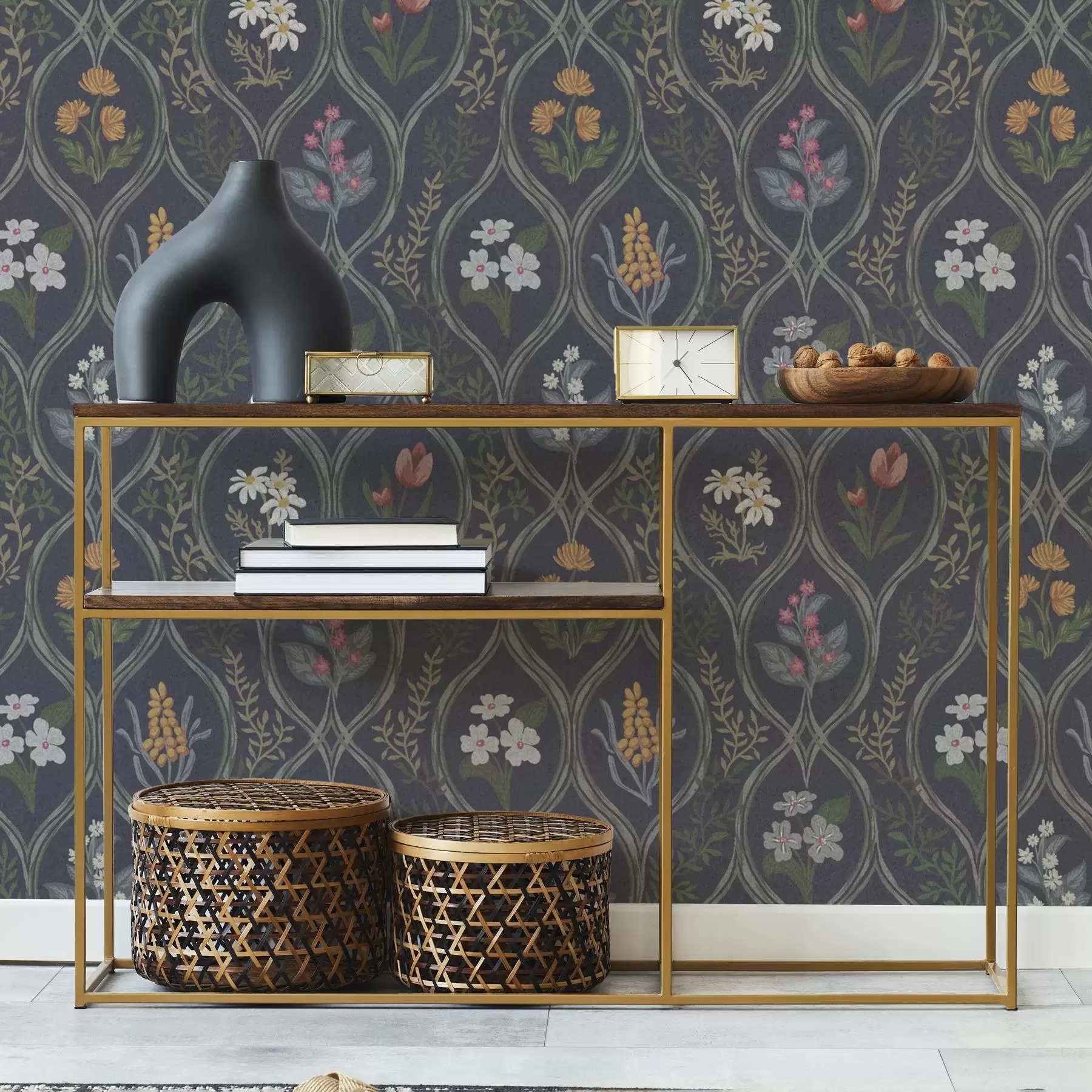 Fototapety Tmavý vintage rám s farebnými záhradnými kvetmi a00454