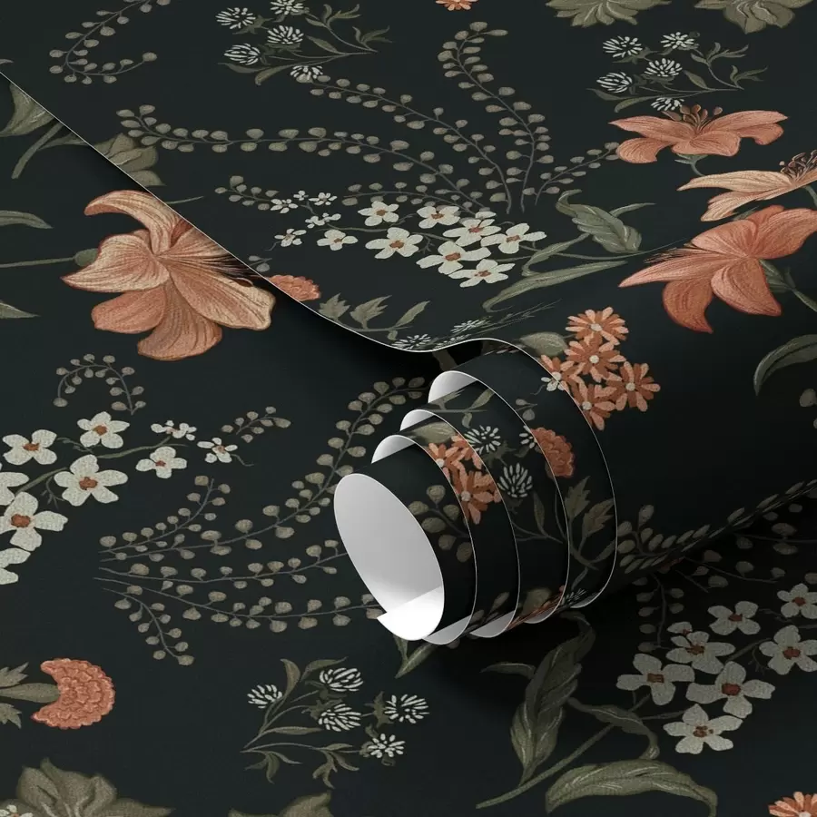 Fototapety Oranžové ľalie a malé kvety na čiernom pozadí a00463