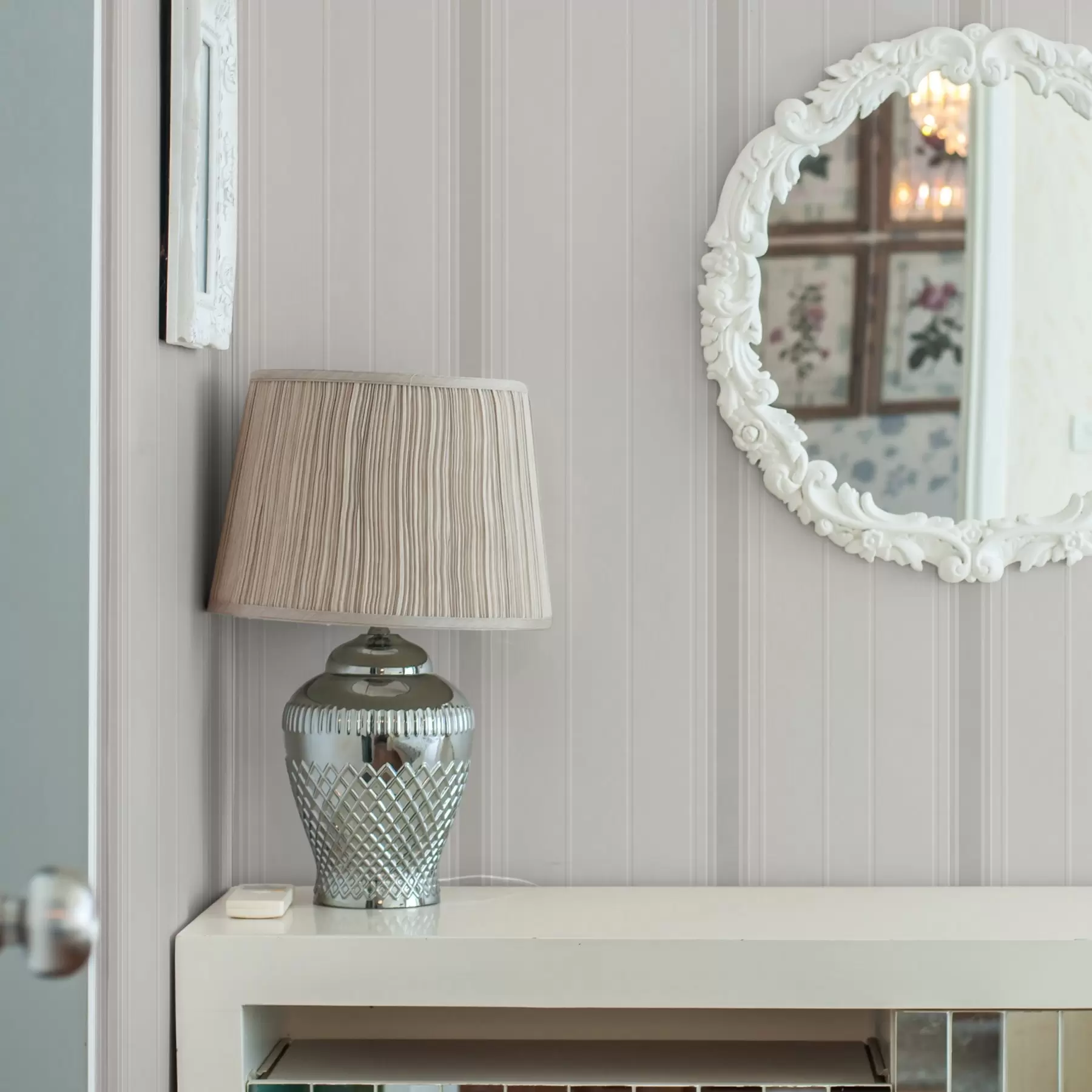 Fototapety Béžové pozadie s tenkými a stredne šedo-bielymi pruhmi a00559