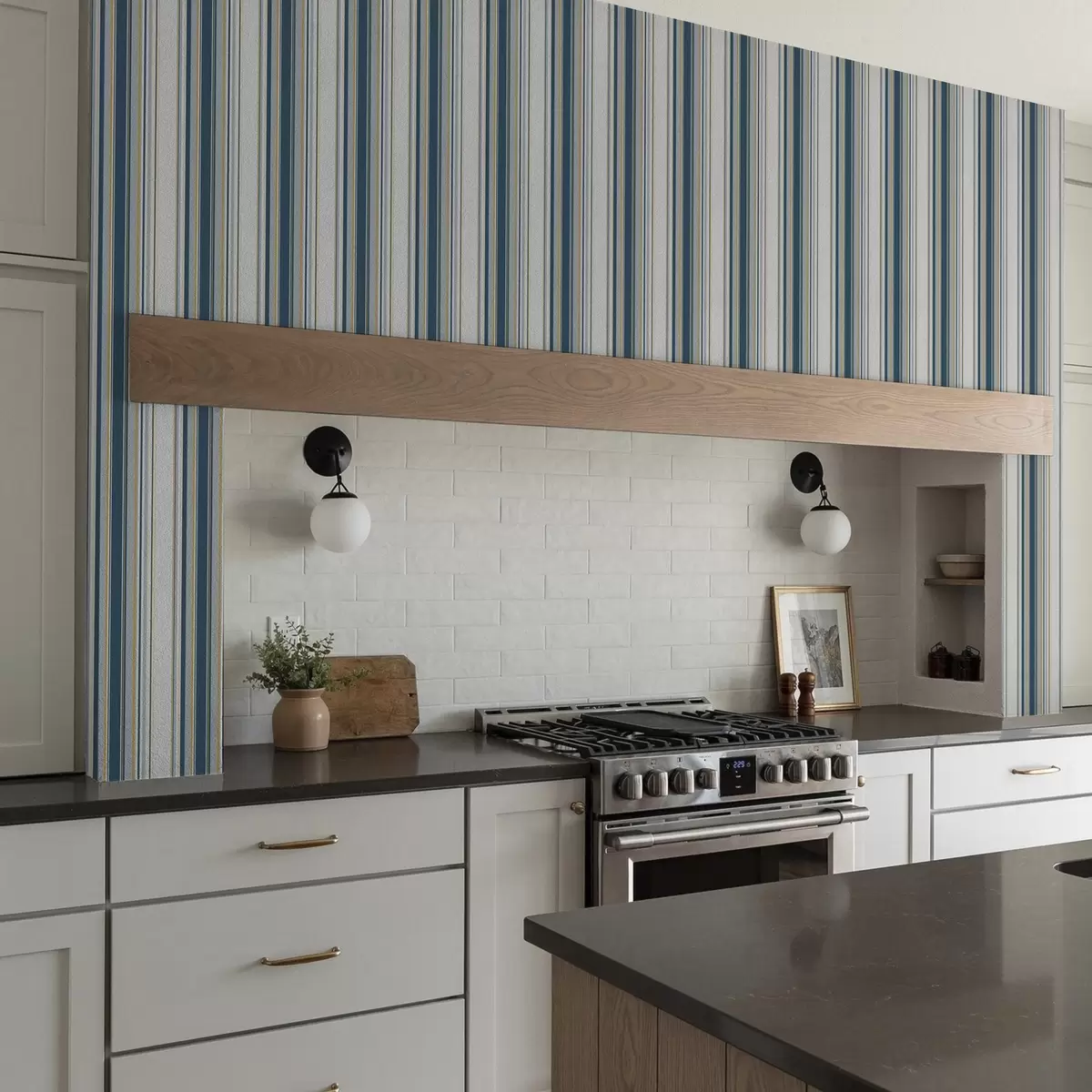 Tapety Kontrastné modré a žlté pruhy na bielom pozadí a00566