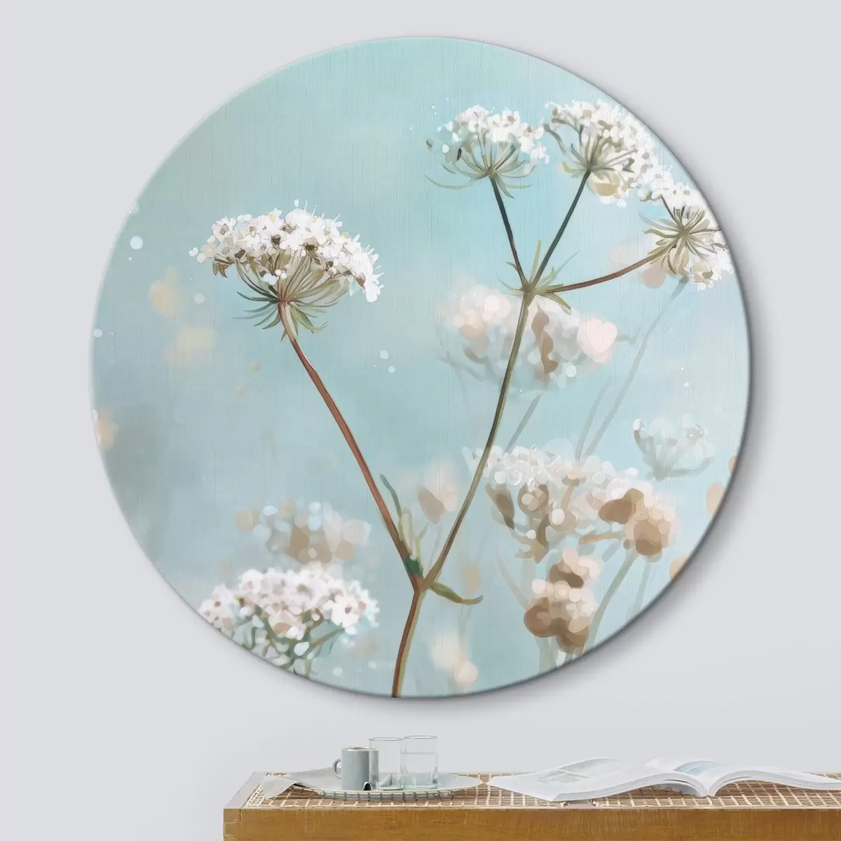 Okrúhle obrazy Kvety Queen Anne's Lace v akvarelovom štýle na modrom pozadí r45722