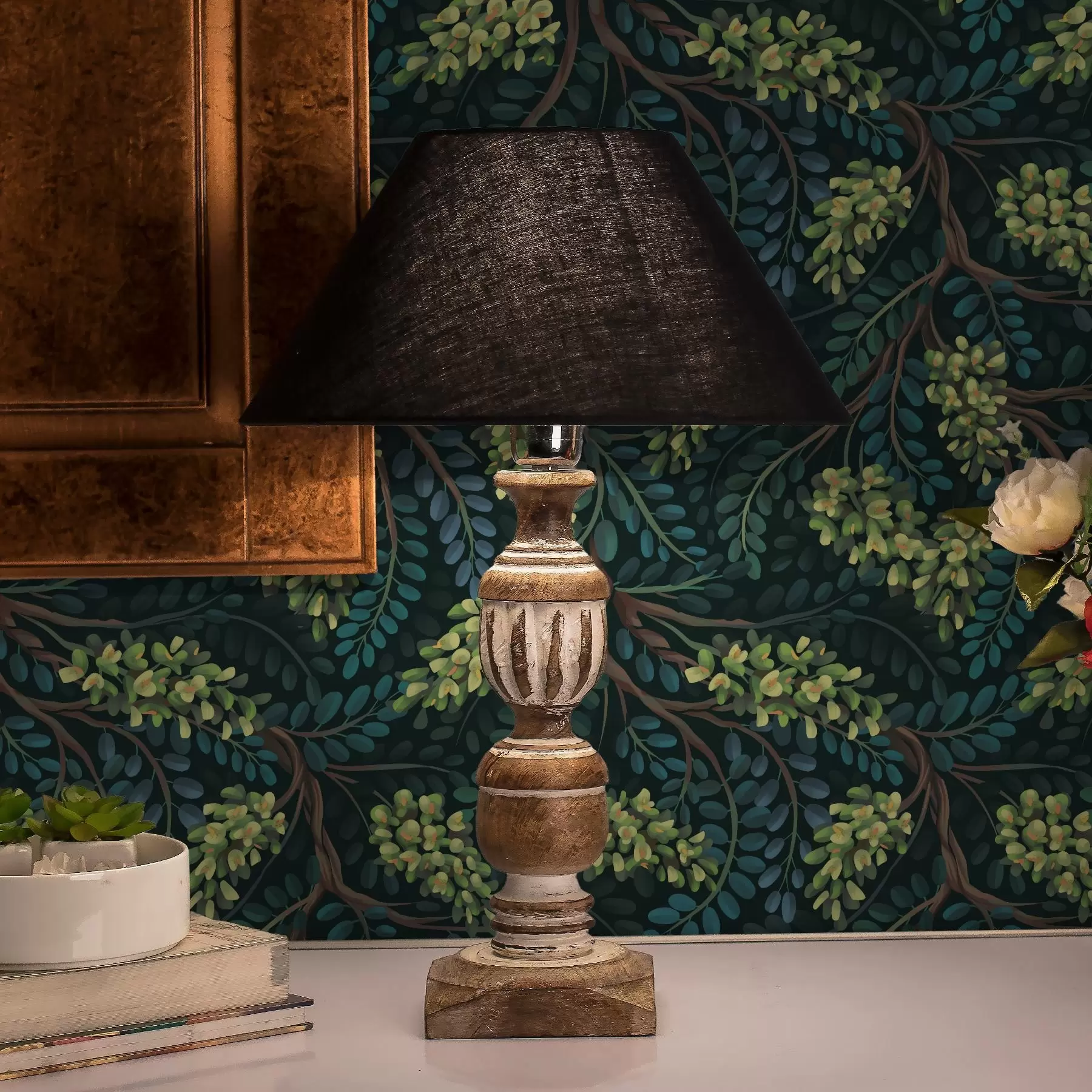 Fototapety Vetvy so zelenkastými kvetenstvami na tmavom pozadí a00786