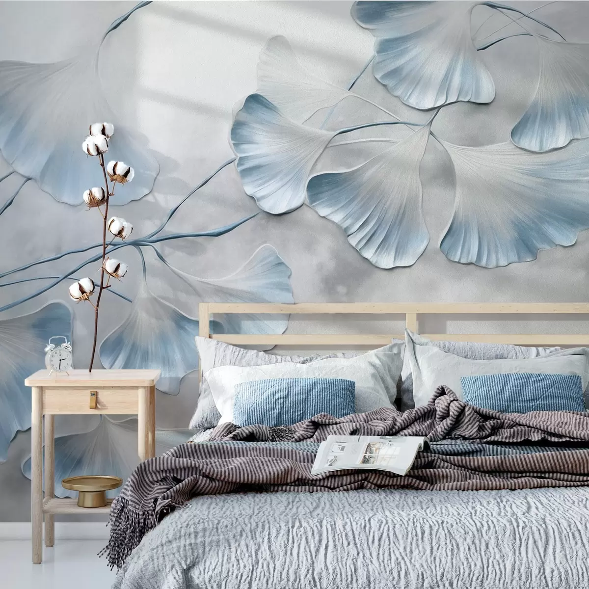 Fototapety Listy ginkga biloba s modrými okrajmi na vetve, sivé textúrované pozadie, elegantný a minimalistický dizajn w09472v1