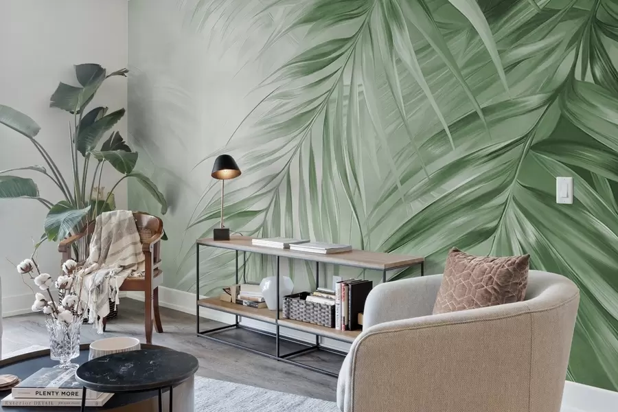 Fototapety Palmové listy so zelenými odtieňmi, svetlé textúrované pozadie s jemnými farbami, elegantný tropický štýl w09475v2