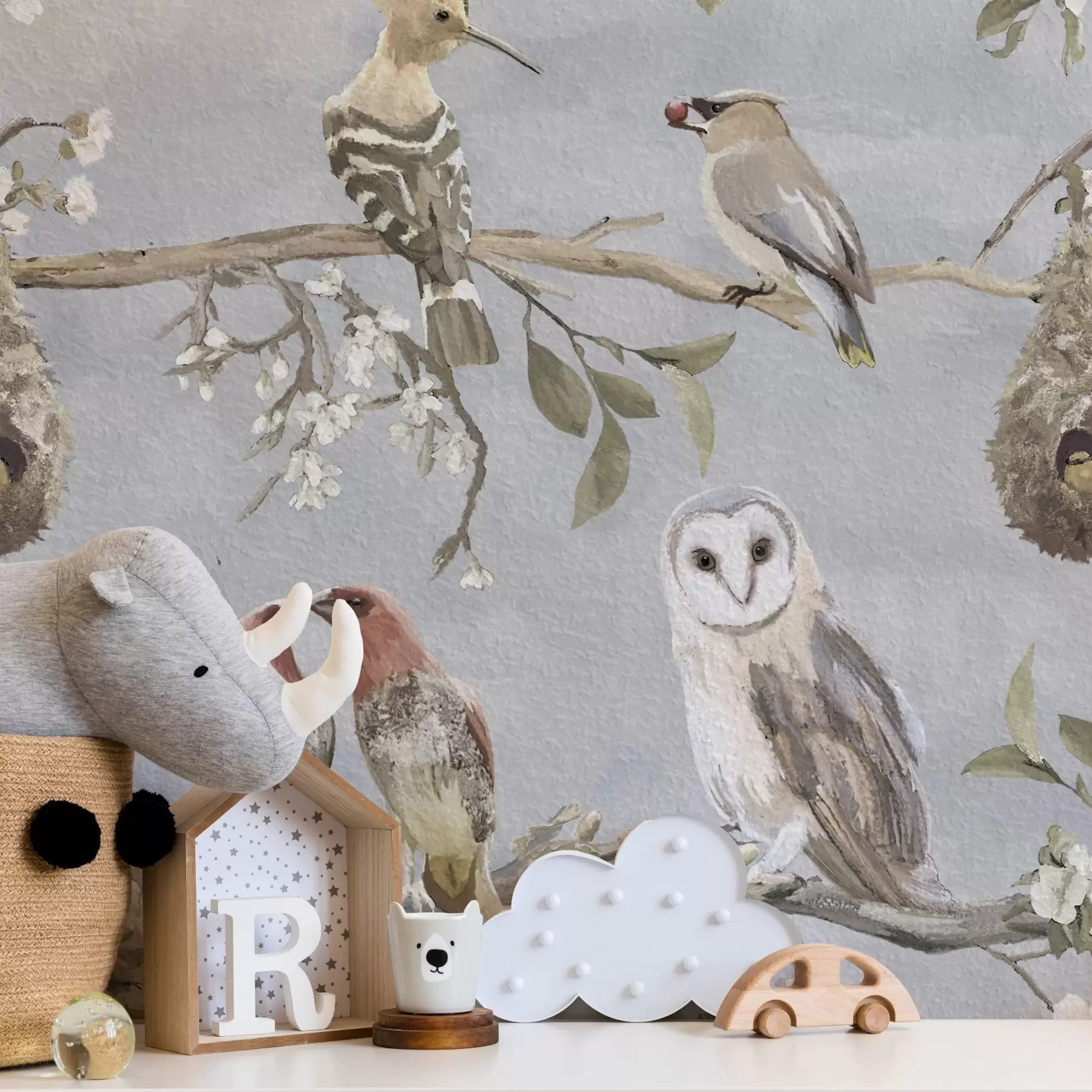 Fototapety Vtáky na konároch s kvetmi na sivom pozadí a00738