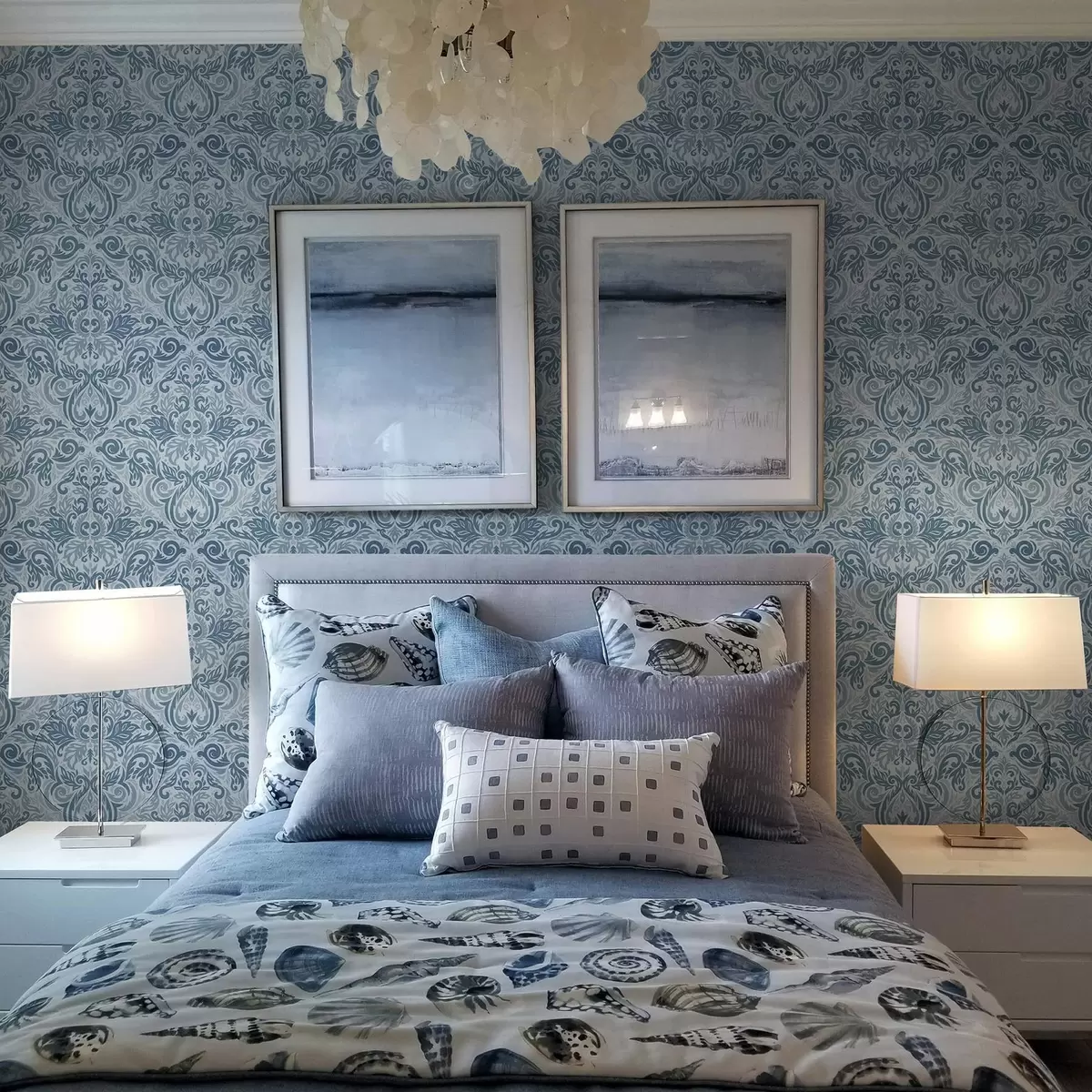 Tapety Klasický damask, tmavomodrá na svetlomodrom podklade a00826