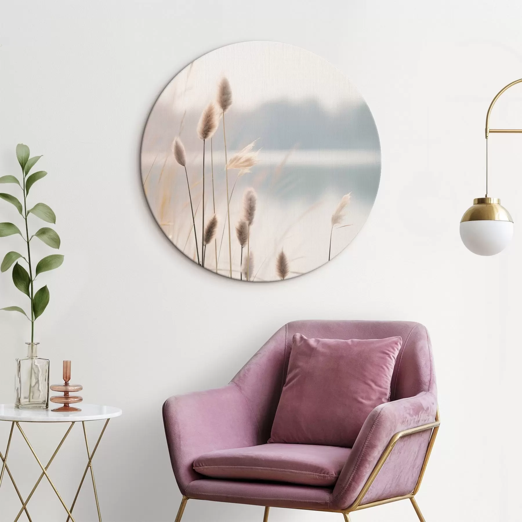 Obraz Mäkké trstiny pri hmlistom brehu jazera, pastelové béžové tóny r46504