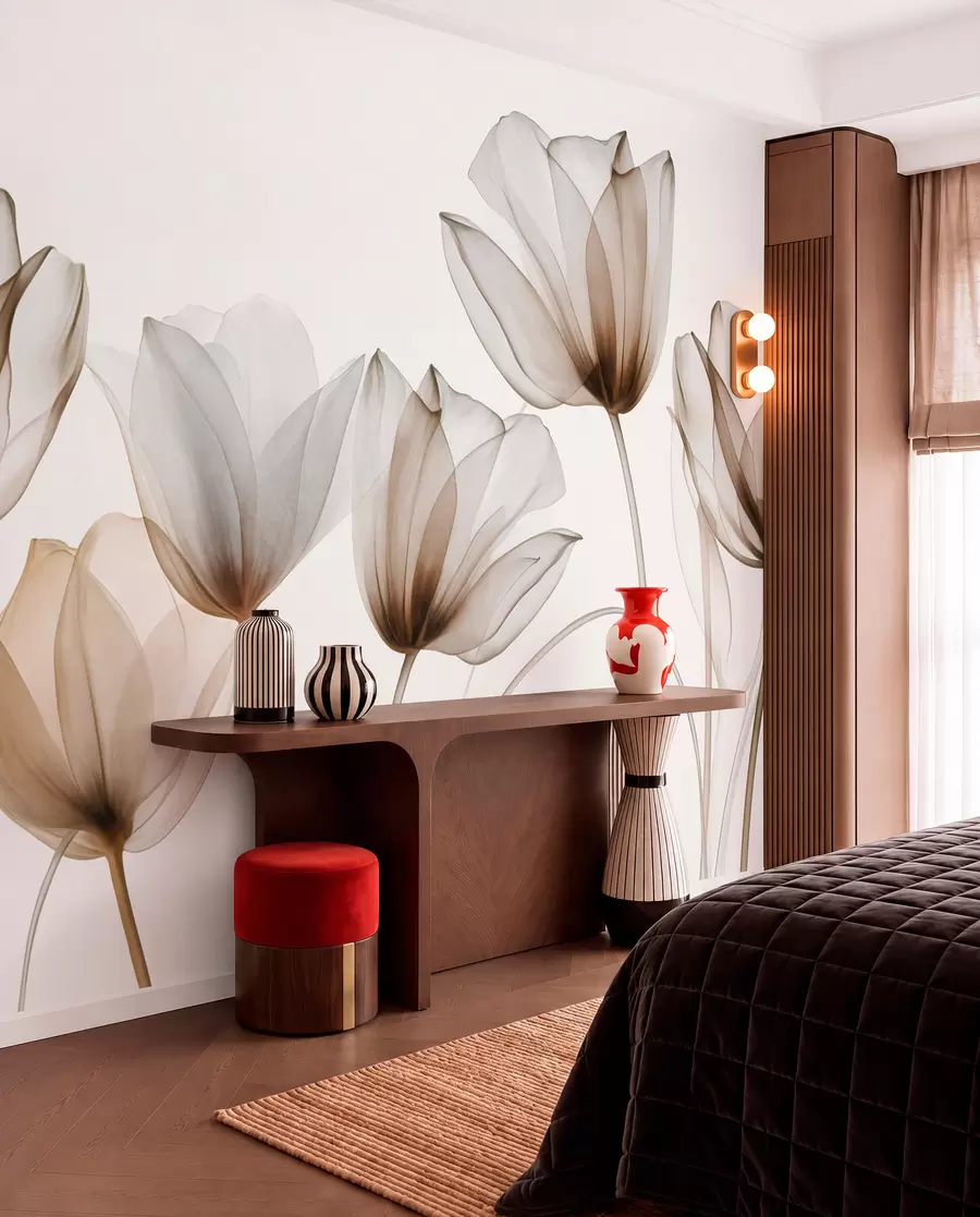 Fototapety Priehľadné hnedé a biele tulipány s dlhými stonkami na svetlom pozadí, jemné a textúrované kvetinové umenie w09538v1