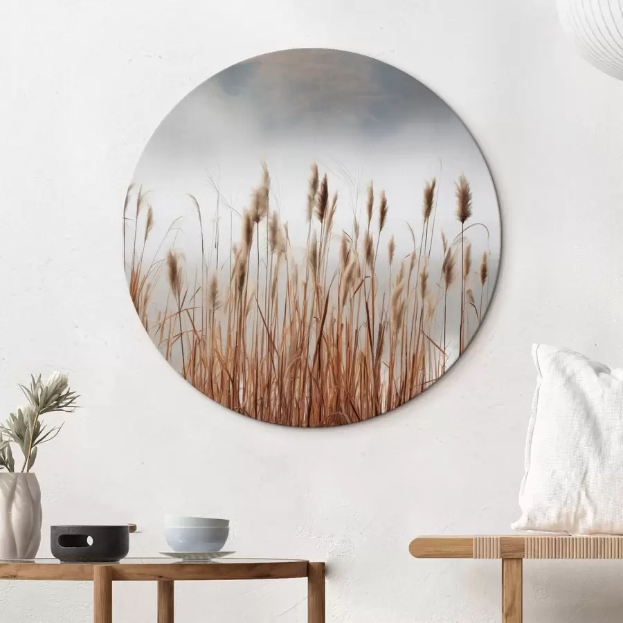 Obraz Vysoké trstiny rastúce vo vode, voda odráža trstiny, hmlisté pozadie, mäkké svetlo, prírodná scéna r46696