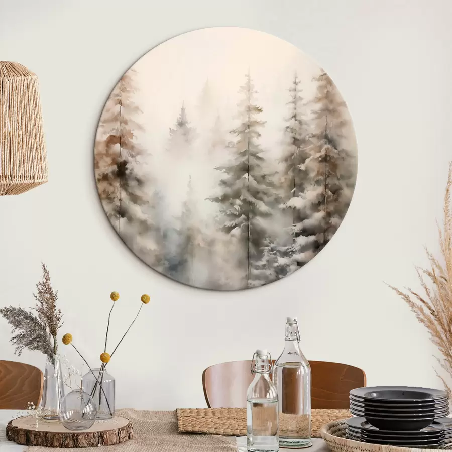 Obraz Vysoké borovice pokryté snehom, stojace v hmlistom lese, jemná, tlmená zimná scéna r46701