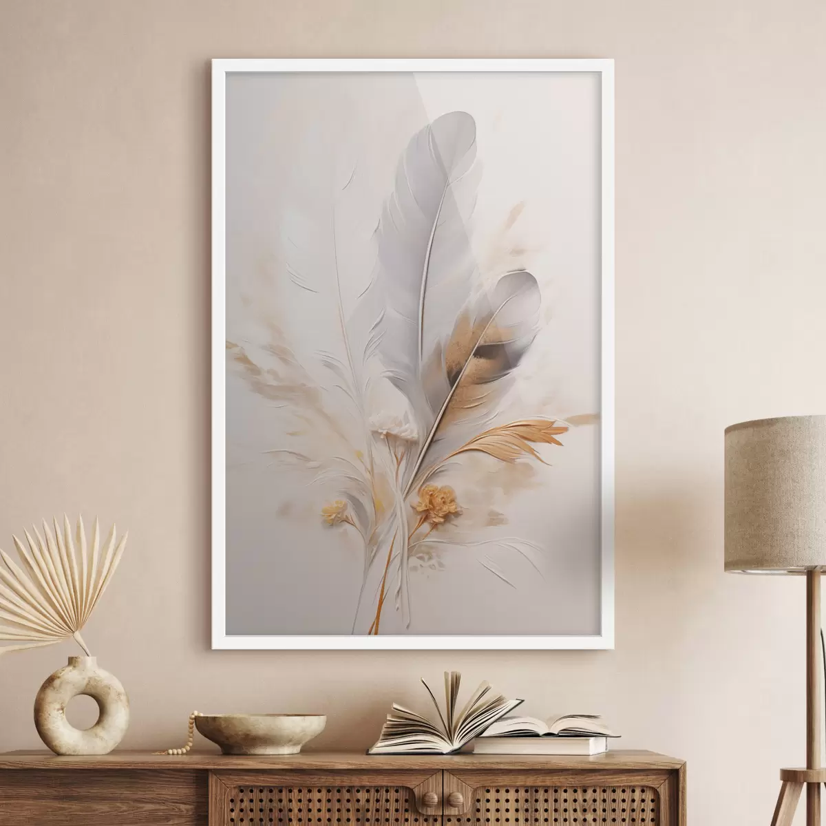 Plagáty Abstraktné pierka, obklopené béžovými a hnedými chmýrami, jemné a delikátne, na svetlo béžovom pozadí. f46712