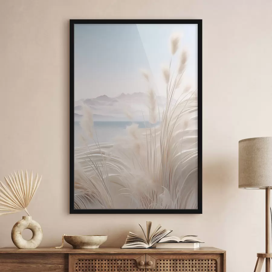 Fototapety Vysoká, pierkovitá tráva pampas v jemných béžových odtieňoch, s pieskovou plážou a horami v pozadí f47433