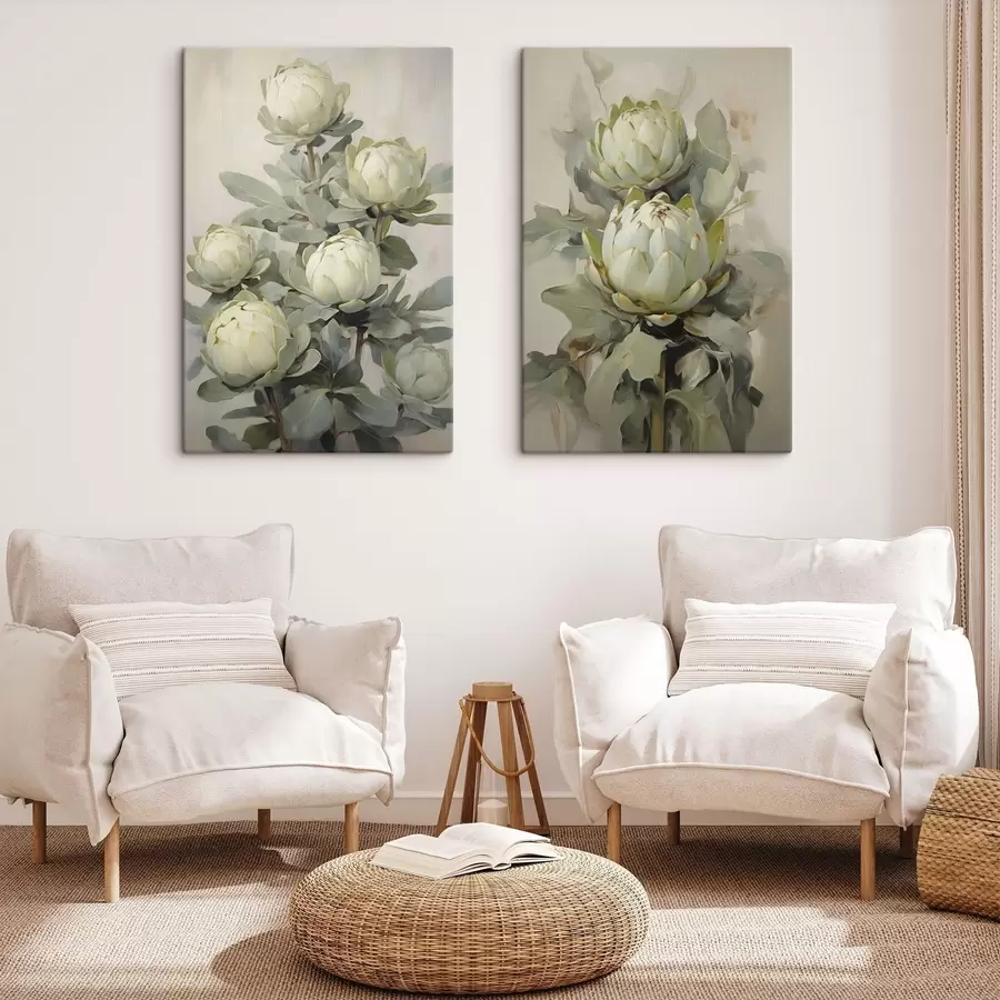 Obraz Maľba niekoľkých bielych kvetov protey s veľkými zelenými listami na svetlom pozadí m30051