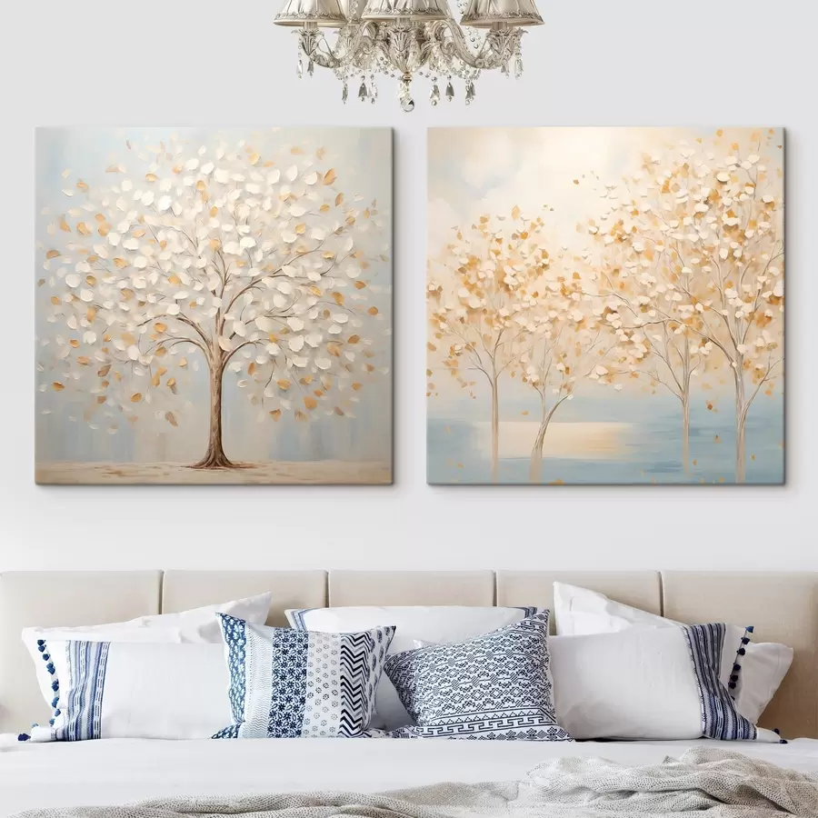 Obraz Textúrovaný maliarsky štýl znázorňujúci stromy s bielymi a žltými listami na svetlo modrom pozadí m30200